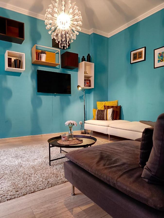 Newly Refurbished Apartment In The City Center Sofia Exterior photo